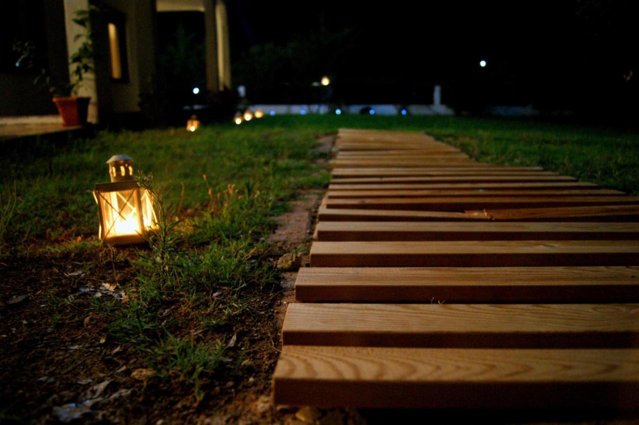 Simplicity At Iris Accommodation Psakoudia Bilik gambar