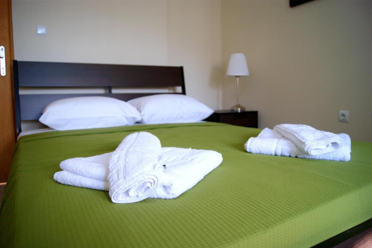 Simplicity At Iris Accommodation Psakoudia Bilik gambar