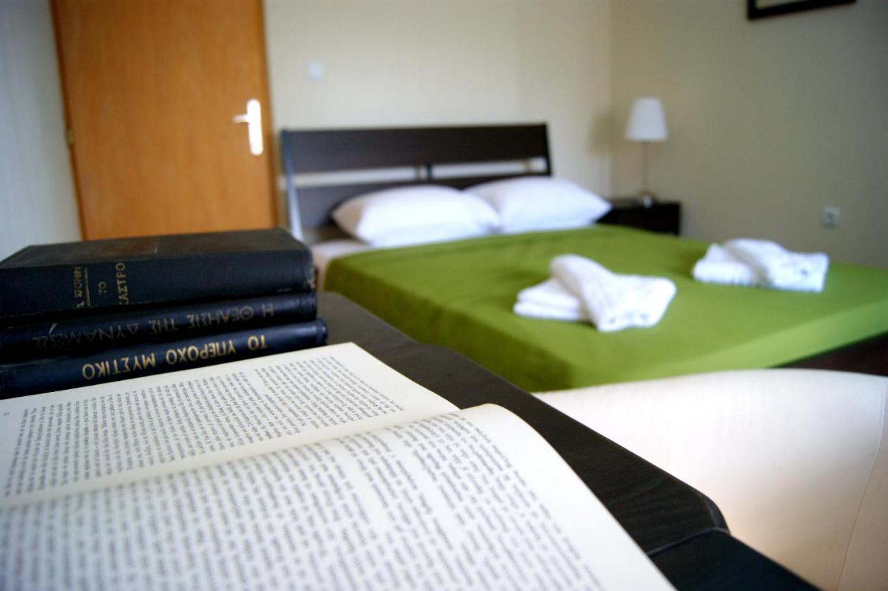 Simplicity At Iris Accommodation Psakoudia Bilik gambar